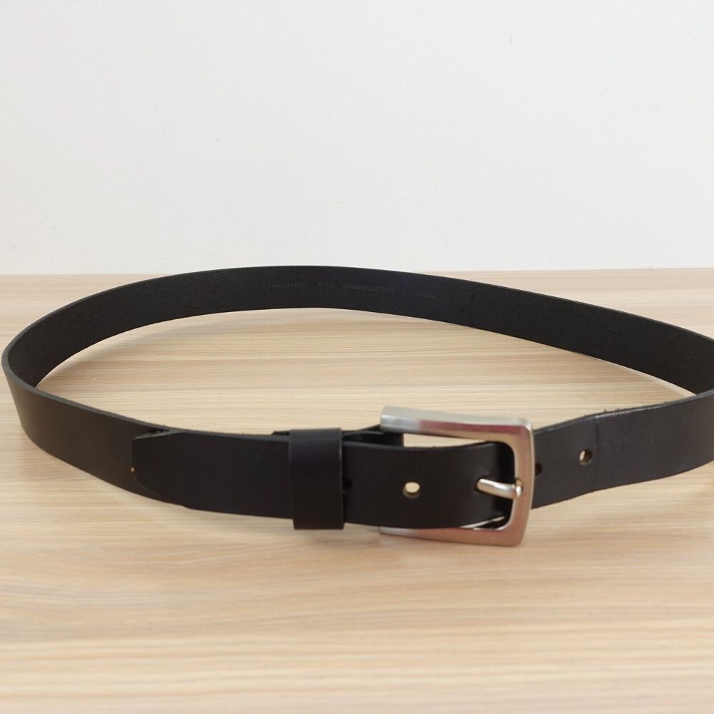 Black Leather Dress Belt Men‎ 42 Silver Buckle Genuine Casual Work Basic Simple